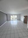 Wohnzimmer - 2 Zimmer Etagenwohnung zur Miete in Hainburg / Klein-Krotzenburg