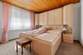Schlafzimmer 1 - 
