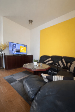 Wohnzimmer - 3 Zimmer Etagenwohnung zum Kaufen in Berlin