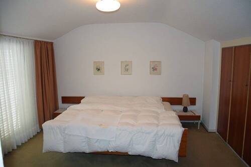 Zimmer 2 - 