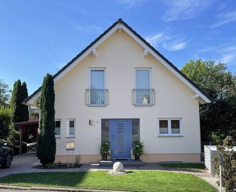 Hausansicht - 5 Zimmer Einfamilienhaus zum Kaufen in Arnstadt
