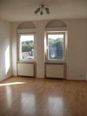 Arbeits- oder Kinderzimmer - 