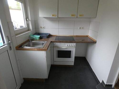 Küche - Etagenwohnung mit 20,00 m&sup2; in Weidenbach zur Miete