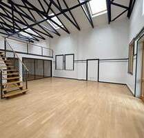 Helle und repräsentative Gewerbefläche mit Galerie - Frankfurt am Main / Sindlingen