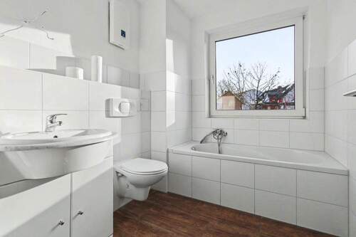 Badezimmer - Etagenwohnung mit 80,20 m&sup2; in Troisdorf zum Kaufen