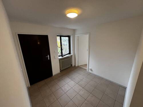 Flur / Eingangsbereich Bild 1 - 