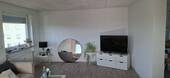 Blick ins Wohnzimmer - 