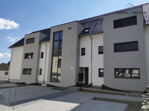 Außenansicht - Exklusive 3,5 Zimmer Mietwohnung im Herzen von Rielasingen