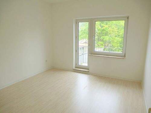 Zimmer 2 - 2 Zimmer Etagenwohnung zur Miete in Hamburg