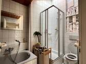 Bad Dusche WC mit Oberlicht - 