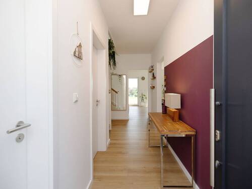 EG Eingangsbereich - 4 Zimmer Einfamilienhaus zum Kaufen in Melle