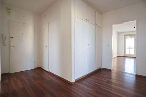 Flur - 2 Zimmer Etagenwohnung in Halstenbek