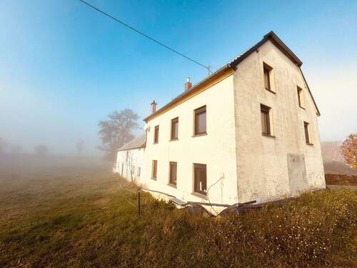 2 - 5 Zimmer Einfamilienhaus zum Kaufen in Bauler