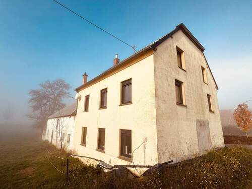 3 - 5 Zimmer Einfamilienhaus in Bauler