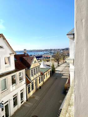 Aussicht - 3 Zimmer Etagenwohnung zur Miete in Lübeck