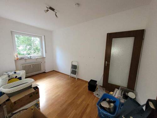 Zimmer 3 - 