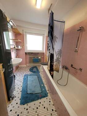 Bad mit Fenster - 