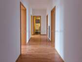 Flur - 3 Zimmer Etagenwohnung in Plauen