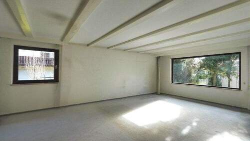 Wohn-Ess-Zimmer im Erdgeschoss - 