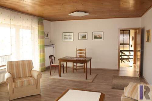 Geräumiger Wohnbereich - 