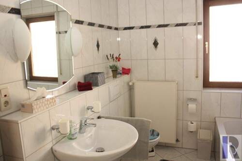Modernes Badezimmer - 