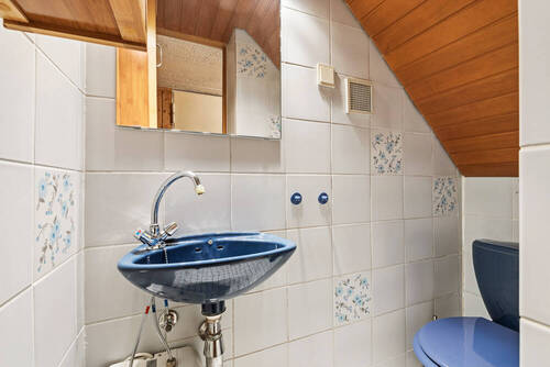 WC KG - 