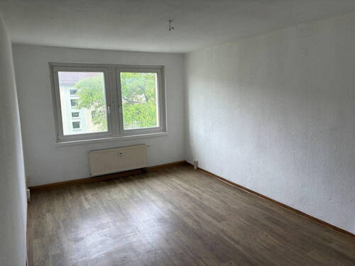 Wohnzimmer - Etagenwohnung mit 56,00 m&sup2; in Meuselwitz zur Miete