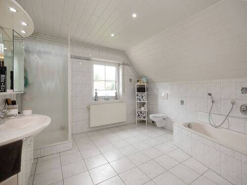 Tageslichtbad (DG) - 