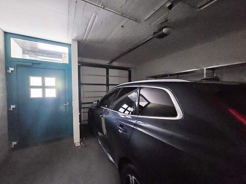 Garage - 