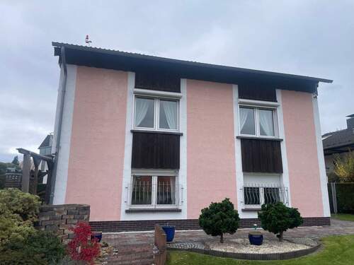 Gartenansicht - 8 Zimmer Einfamilienhaus zum Kaufen in Vellmar