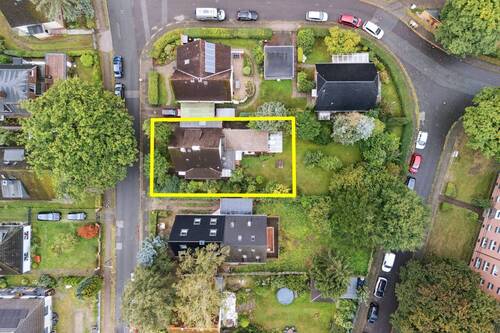 Luftbild - 6 Zimmer Einfamilienhaus zum Kaufen in Hamburg / Rahlstedt