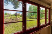 Blick aus dem Gartenhaus - 