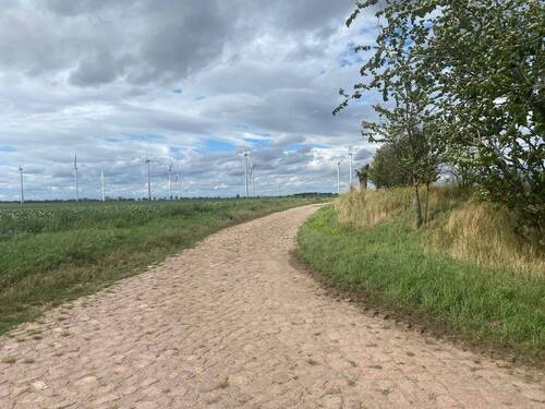 Zufahrtsstraße - 