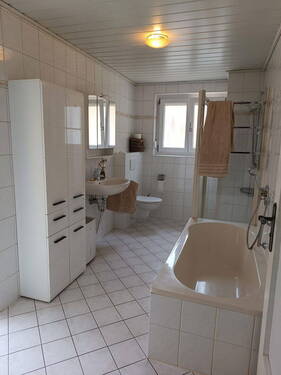Bild 3 - 5 Zimmer Bauernhaus, Landhaus in Geislingen