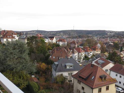 Aussicht - STU-Kräherwald - In begehrter Südhanglage - sehr gepflegtes Mehrfamilienhaus mit vielen Möglichkeiten