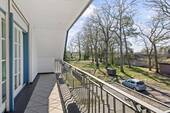 West-Balkon Grfl. 8,98 m² davon Wfl. 4,49 m² - 