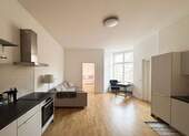 Wohnzimmer 1 - 6 Zimmer Etagenwohnung in Berlin