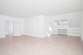 Wohnzimmer - Etagenwohnung mit 116,00 m² in Berlin zum Kaufen