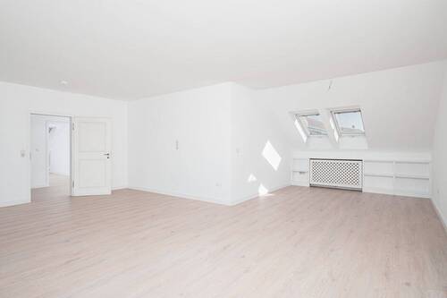 Wohnzimmer - Etagenwohnung mit 116,00 m² in Berlin zum Kaufen