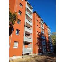 Helle, freundliche 2-Zimmer-Wohnung mit großzügigem Balkon - Kaltenkirchen
