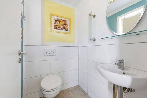 Gäste-WC - Doppelhaushälfte mit 126,00 m&sup2; in Poing zum Kaufen