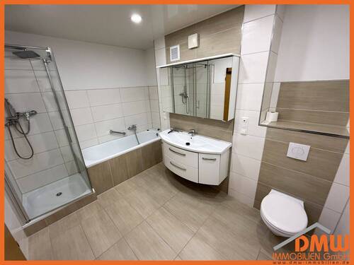 Badezimmer - 3 Zimmer Etagenwohnung zur Miete in Bad Kreuznach