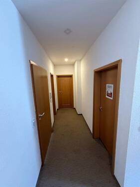Flur - 8 Zimmer Einfamilienhaus in Lichtenstein / Sa.