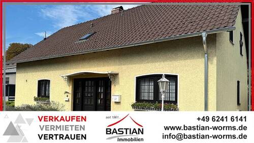Headfoto - Da ist mehr für Sie drin: 1-2-Familienhaus - ca. 182 m² Wfl. - Garten - Garage - innenstadtnah!