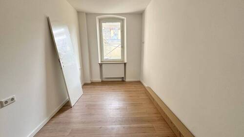 Schlafzimmer.jpg - 2 Zimmer Etagenwohnung in Nürnberg