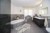 Badezimmer EG - 