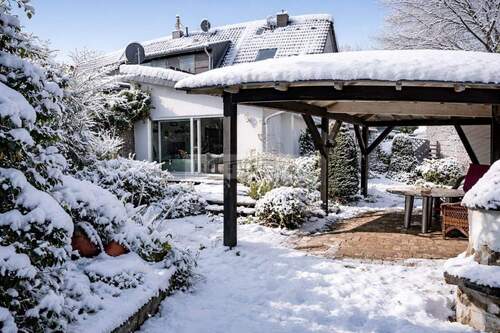 Rückansicht - Echtzer See: Klein, aber mein - gemütliches Haus mit lichtdurchflutetem Wohnbereich und Gartenidyll!