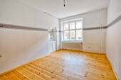 Wohnzimmer - 3 Zimmer Etagenwohnung zum Kaufen in Berlin