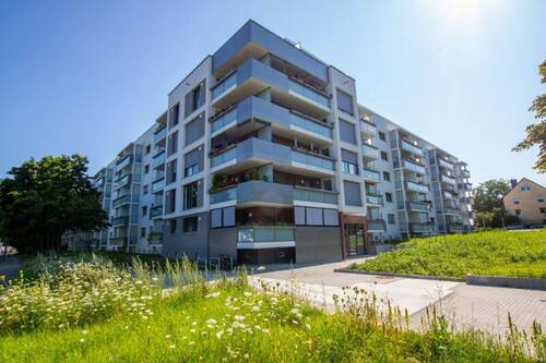 Neukirchner Weg 1 bis 11 - In der Herrichtung! 2-Raumwohnung mit Dusche, Aufzug und Balkon!