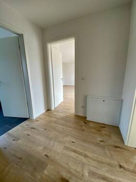 Flur 1. OG - 